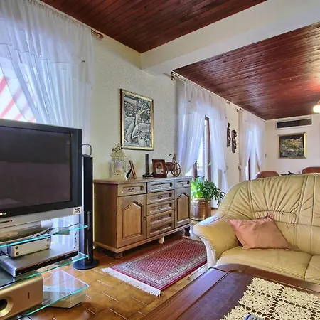 Botanica Holiday home