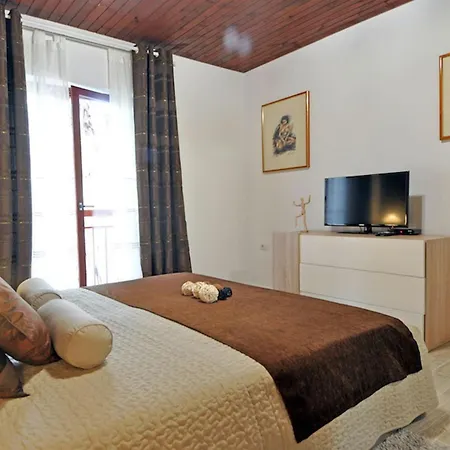 Botanica Holiday home