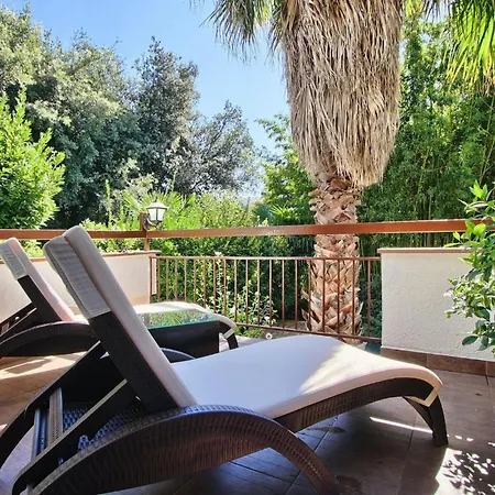 Holiday home Botanica