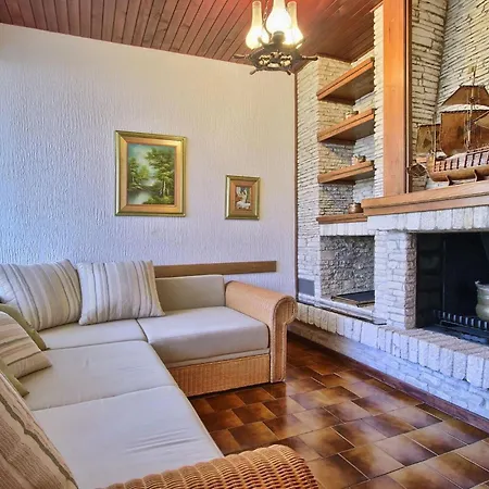 Botanica بيت للعطل بولا