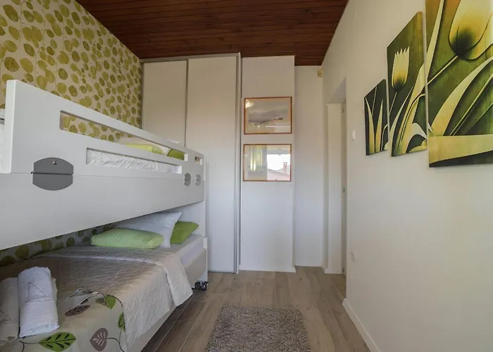 Feriehus Botanica Pula