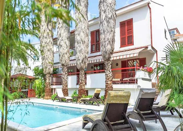 Feriehus Botanica Pula