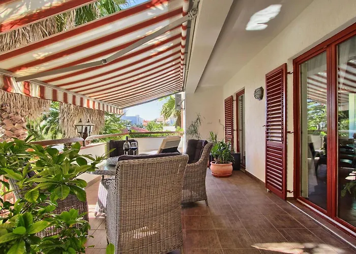 Botanica Feriehus Pula